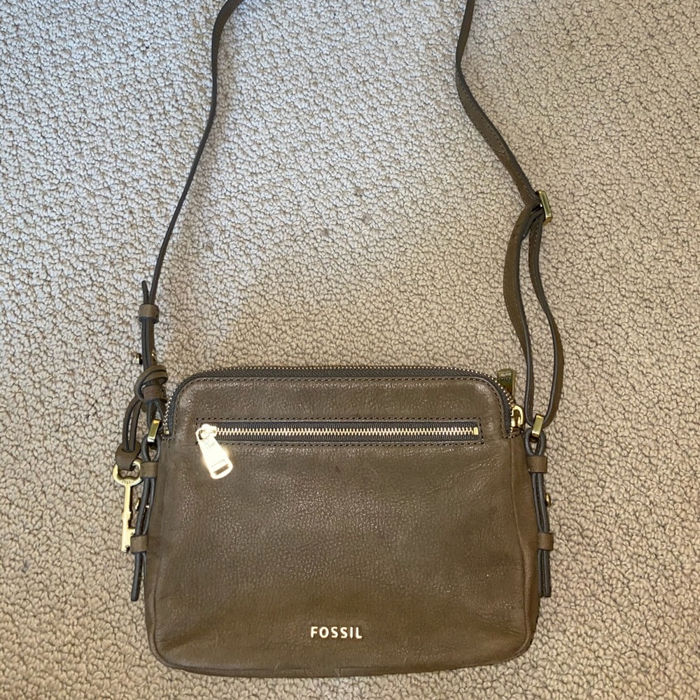 Dark green Fossil crossbody with gold detailing